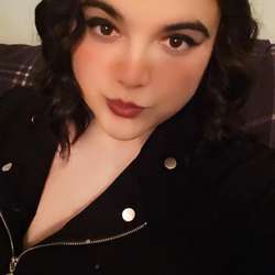 EveLove's Chat & Dating Profile