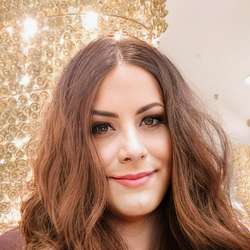SophieUnderhill's Chat & Dating Profile