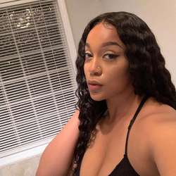 jroxie95's Chat & Dating Profile